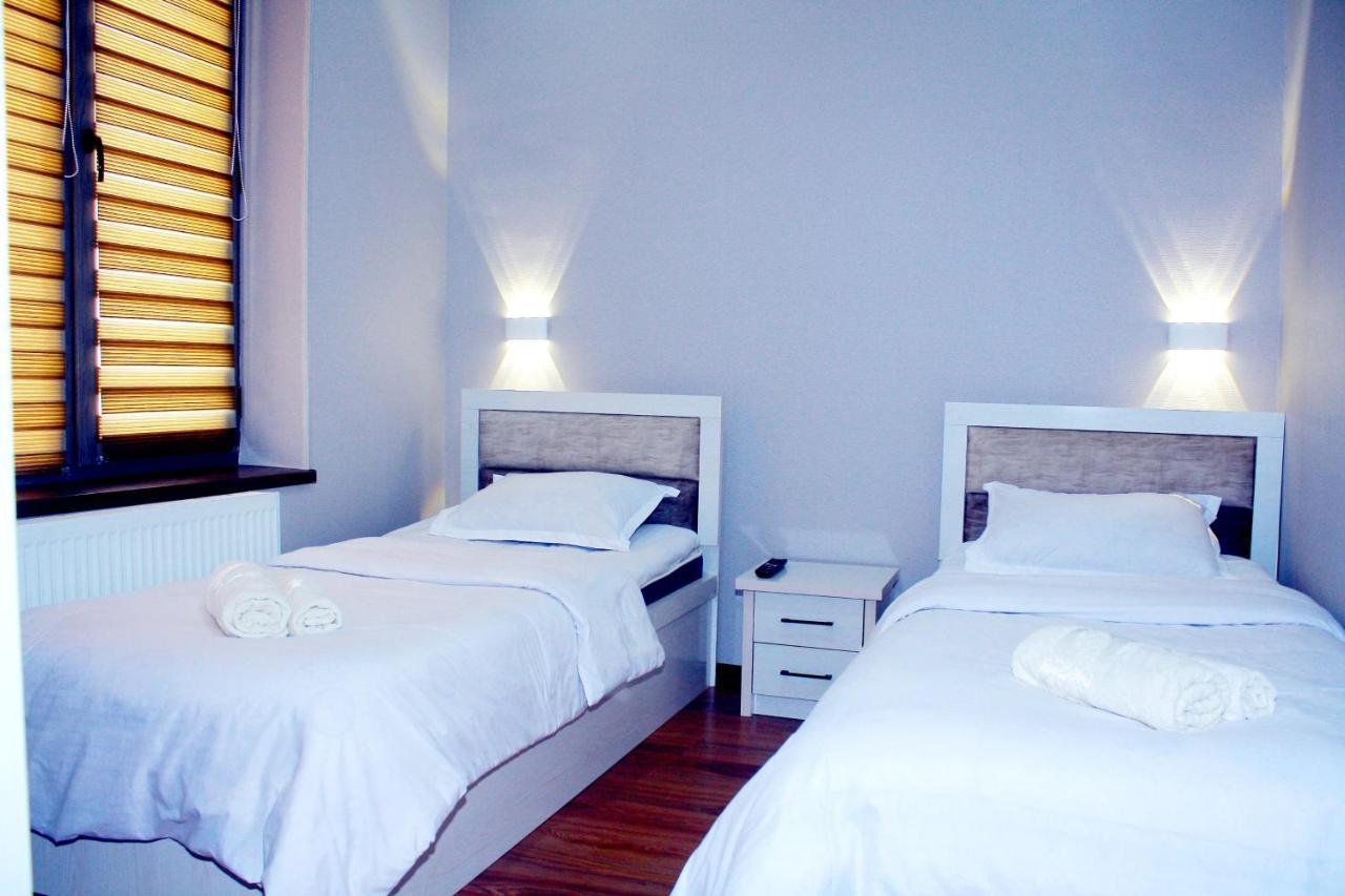 One Global Family Guest House Samarkand Eksteriør billede